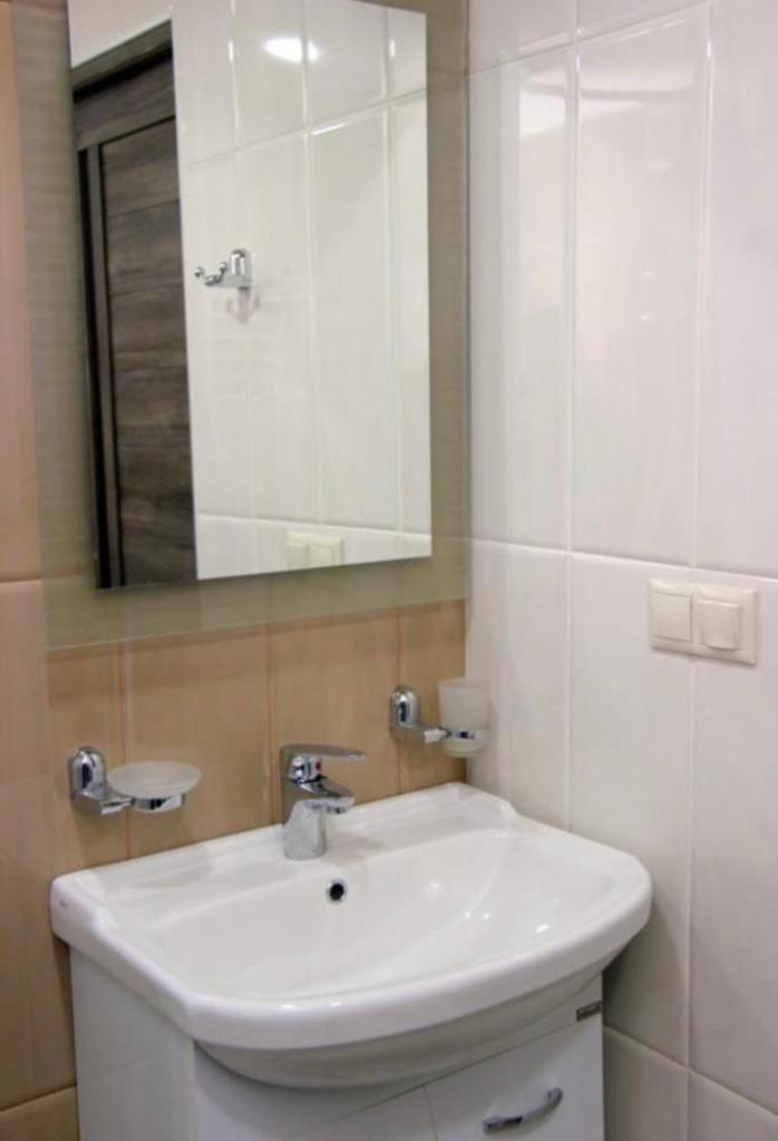 Excellent Apartment In The Republic Square Pushkin 3 耶烈万 外观 照片